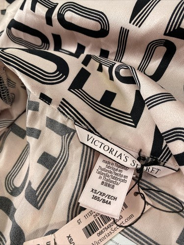 NEW Victoria's Secret Women's Pink Love Print Button Up Sleep Shirt Sz XS image 3