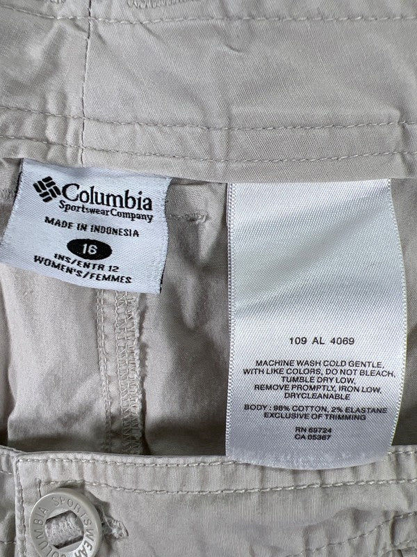 Columbia Women's Light Beige Lightweight Shorts - 16 image 3