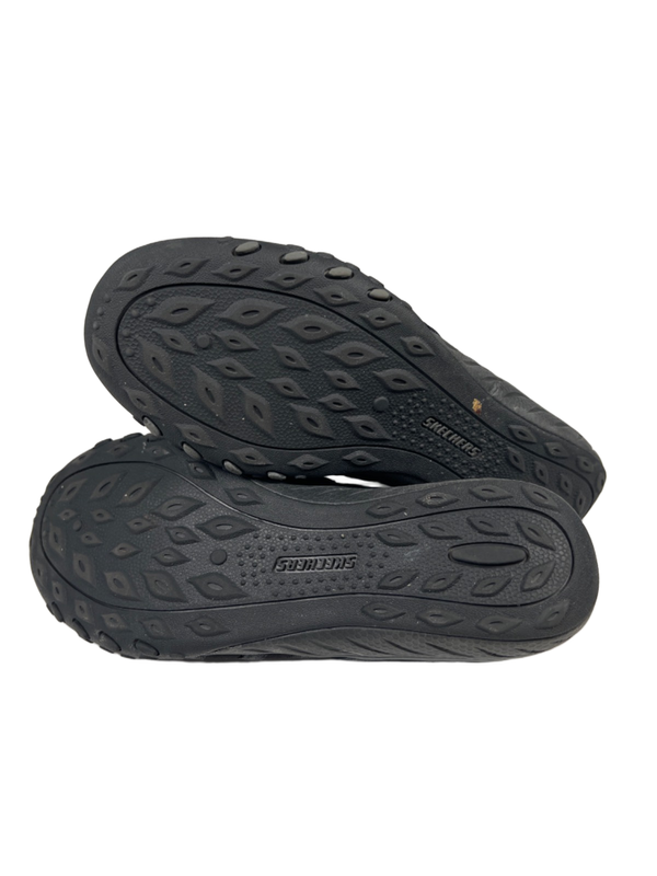 Skechers Women's Black Breathe Easy Roll With Me Slip On Sneakers - 8.5 image 8