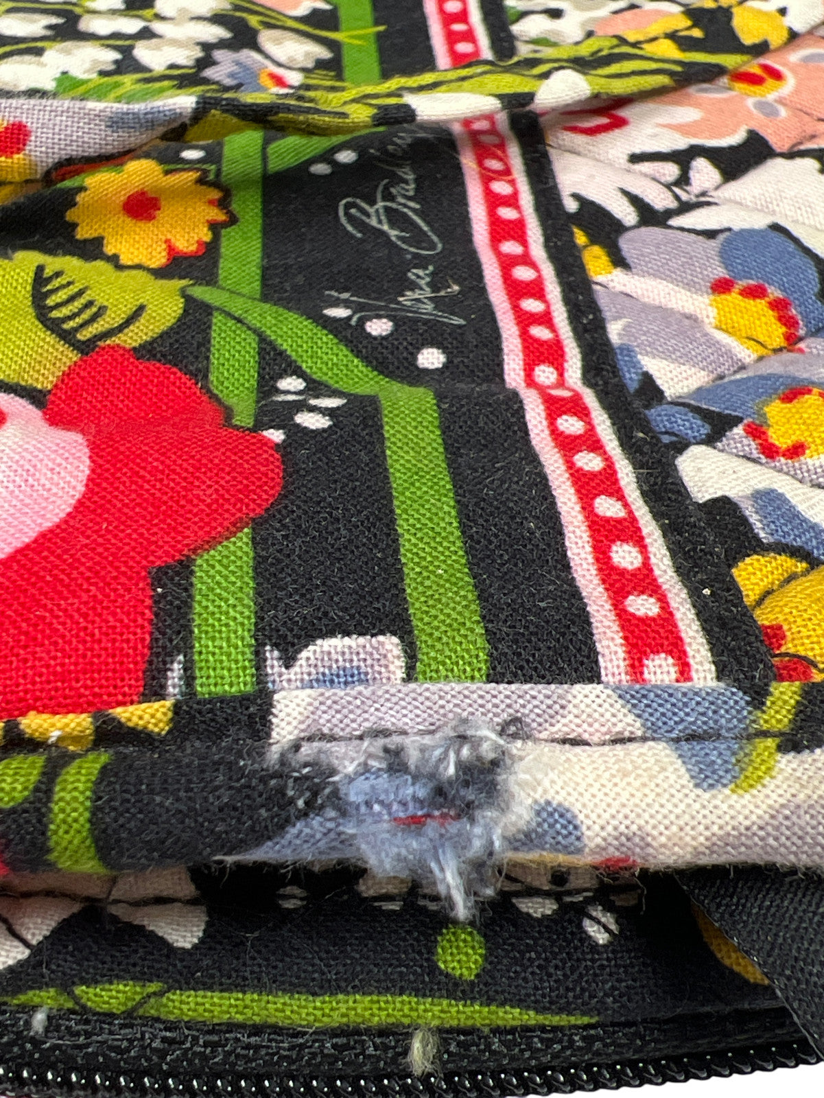 Vera Bradley Multi-Color Poppy Fields Cosmetic Traveler Door Organizer Bag