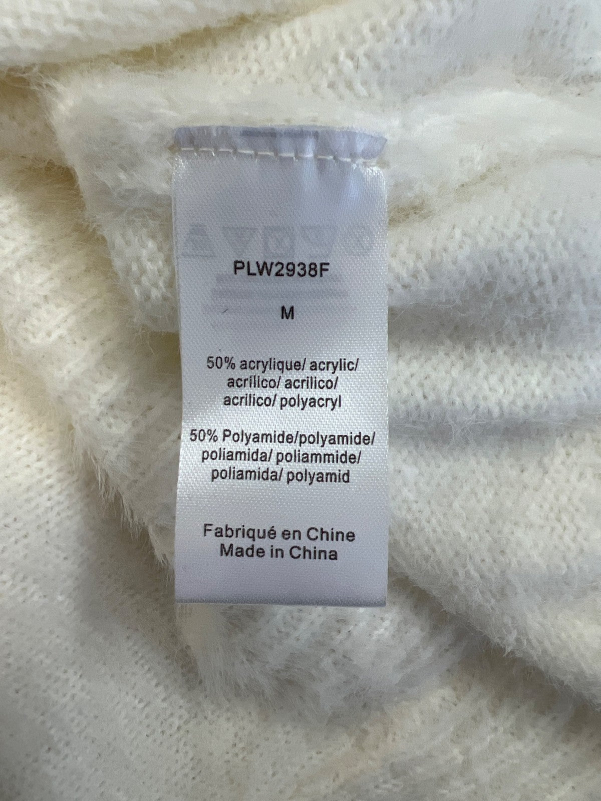 Best Mountain Women’s Ivory Cozy V-Neck Sweater - M