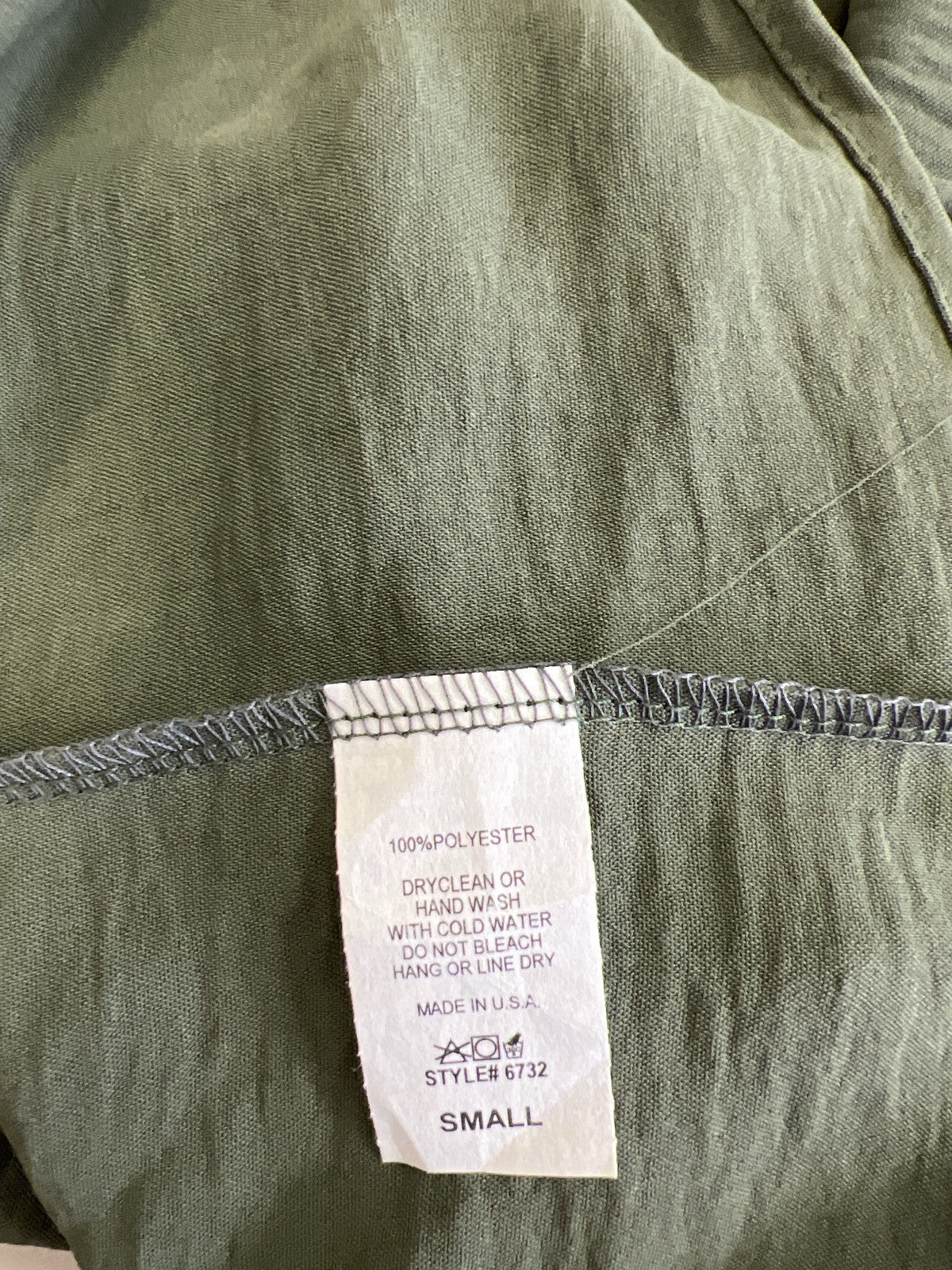 Entro Women’s Green Long Sleeve Cropped Blouse - S