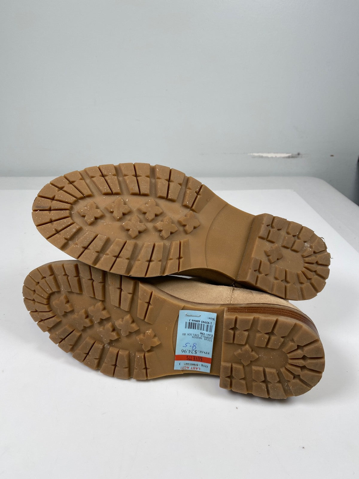 Steve Madden Women’s Tan/Beige Suede Leopold Chelsea Boots - 8.5