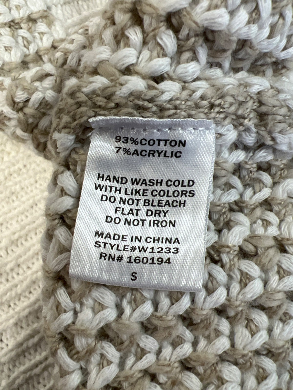 By Together Women’s White/Beige Sleeveless 1/4 Zip Sweater Vest - S