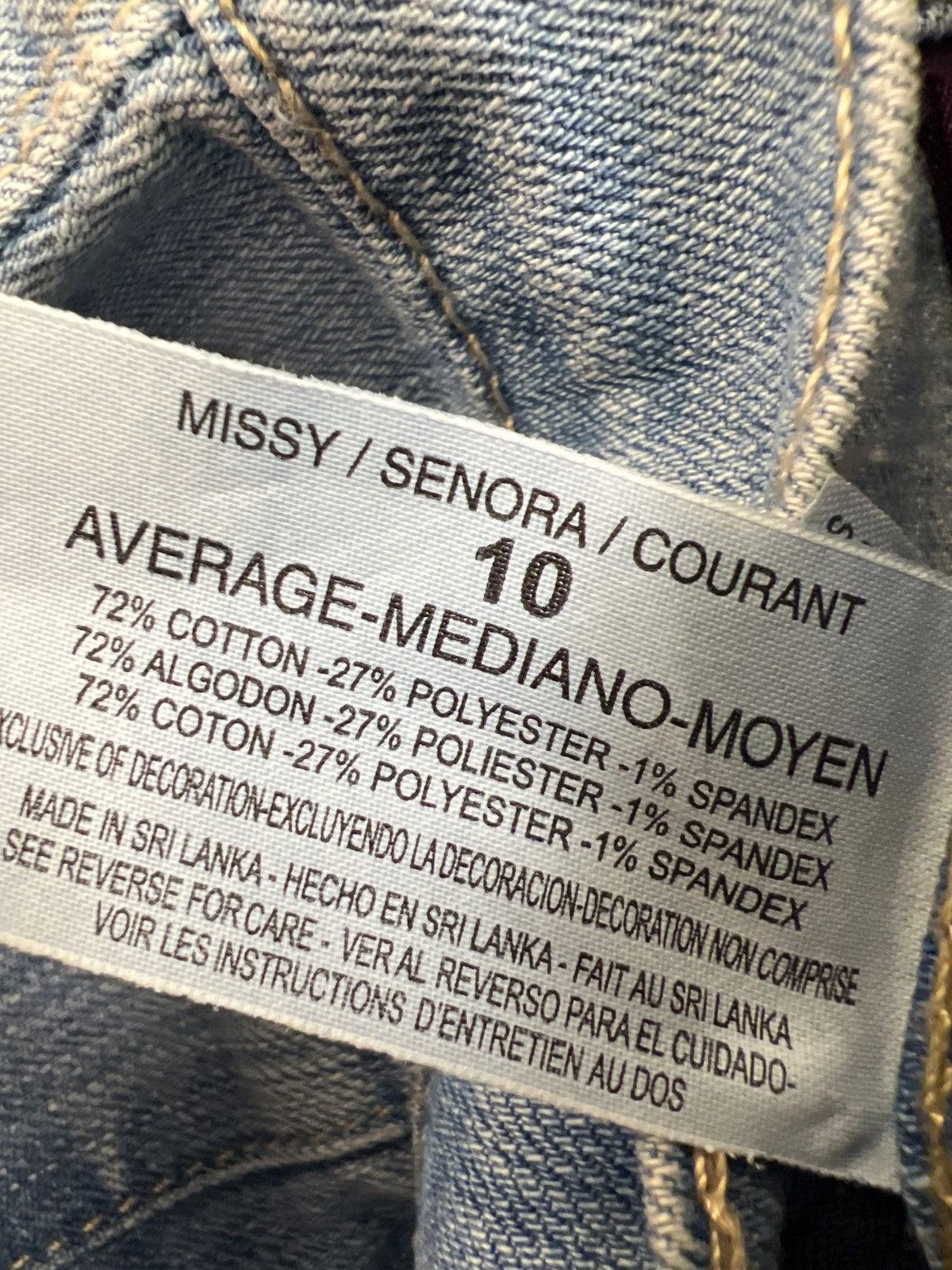 Gloria Vanderbilt Women’s Light Wash Amanda Tapered Leg Denim Jeans - 10