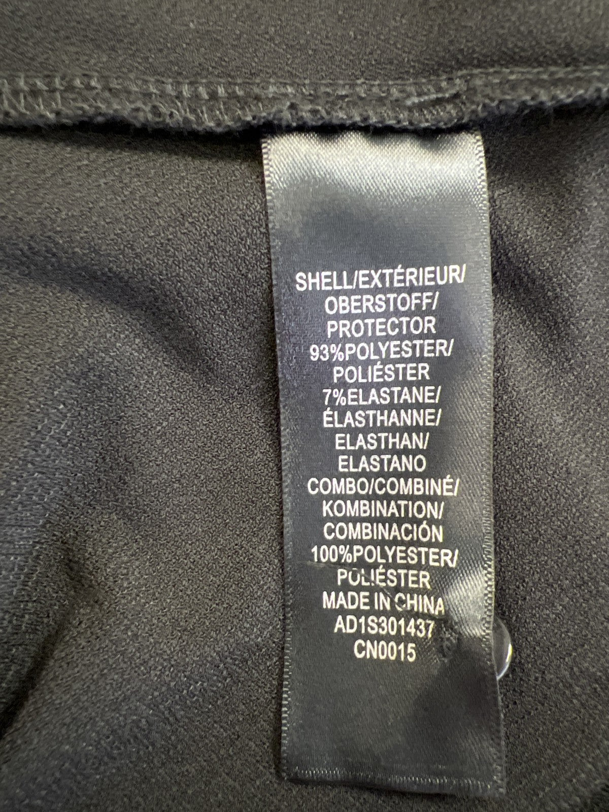 Adrianna Papell Women’s Black Long Sheer Pleated Sleeve Blouse - M