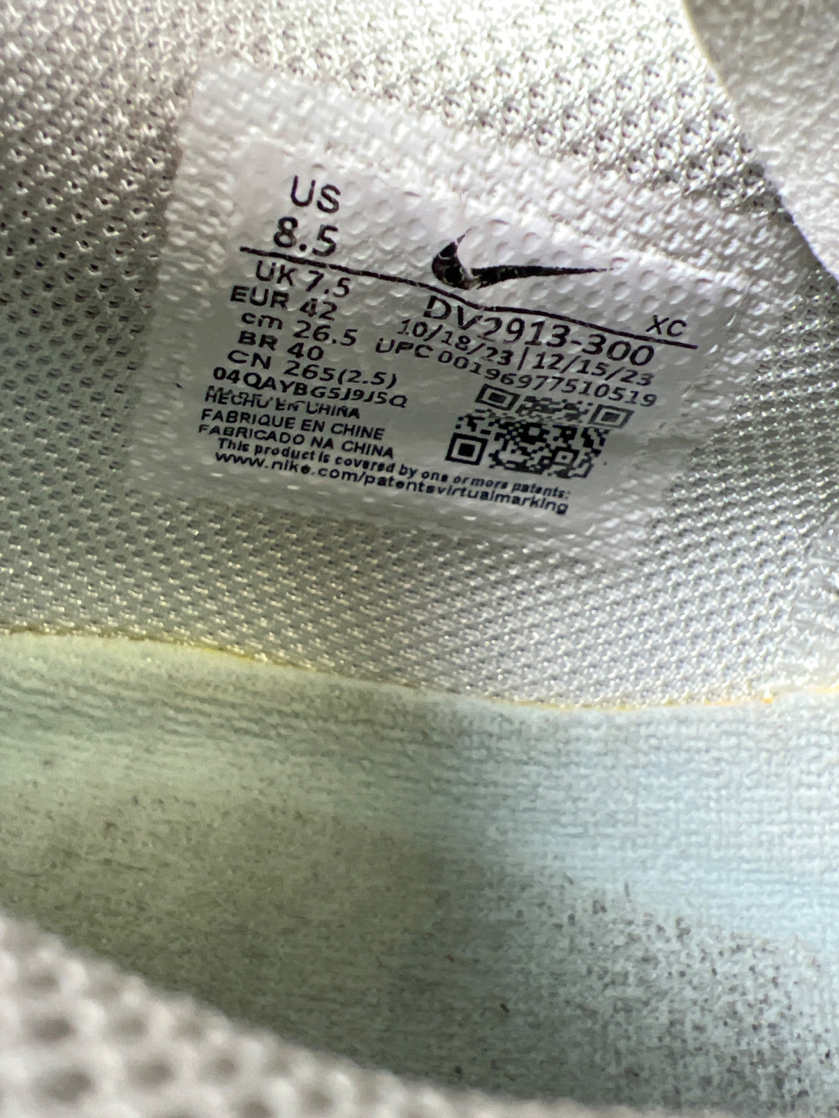 Nike Men’s Blue/Green GT Cut 3 Shine Together Lace Up Athletic Sneakers - 8.5