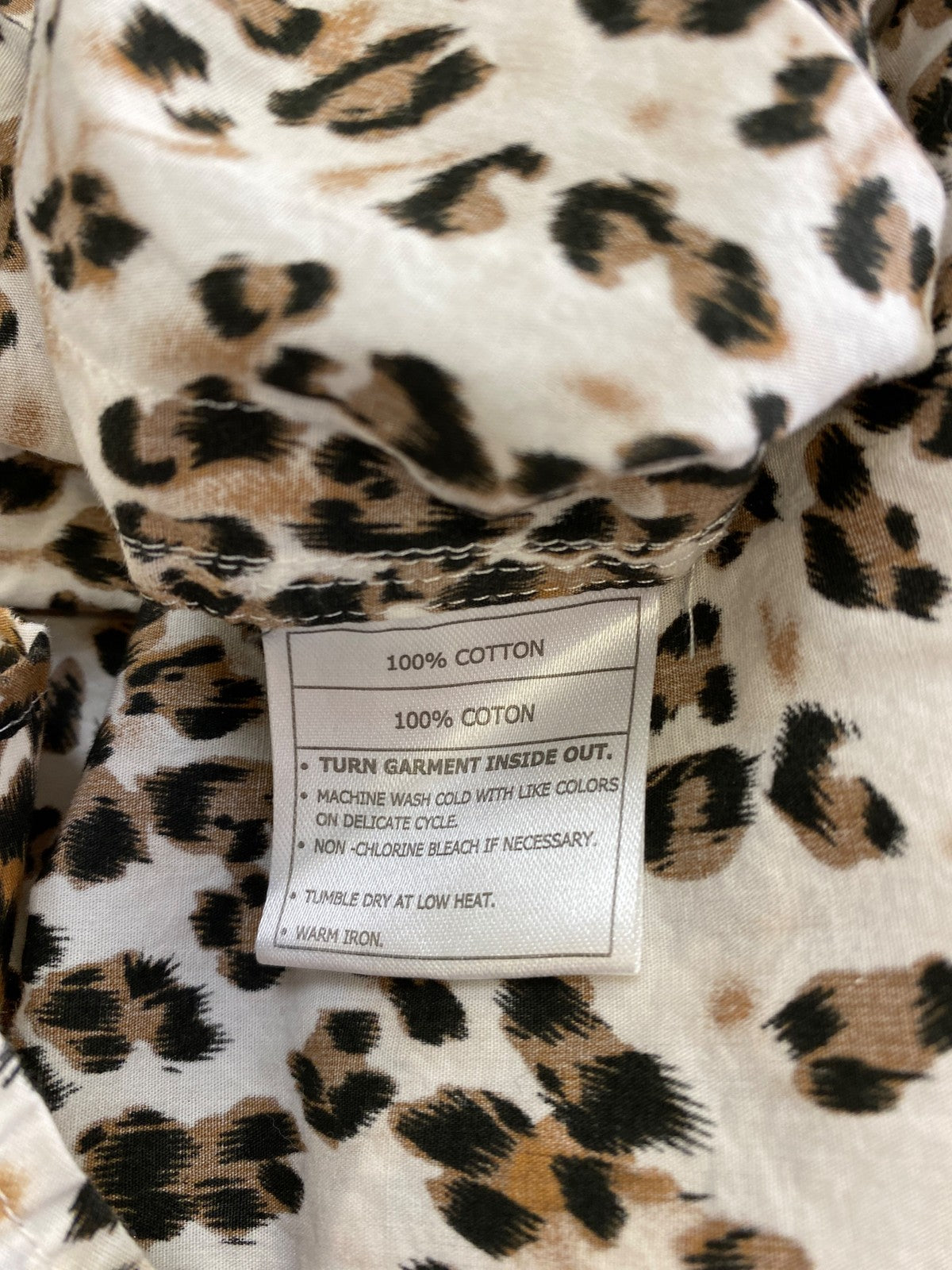 Ariat Women’s Brown Animal Print Long Sleeve Snap Button Up Shirt - L