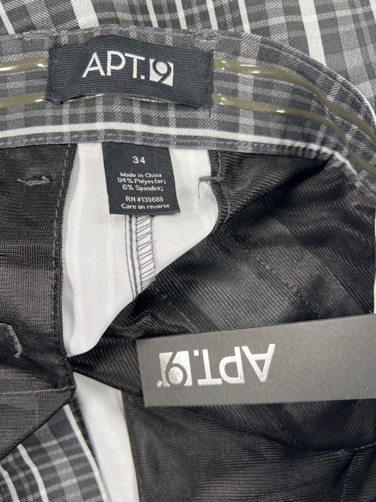 NEW Apt 9 Men’s Black/Gray Plaid Pivot Hybrid Shorts - 34