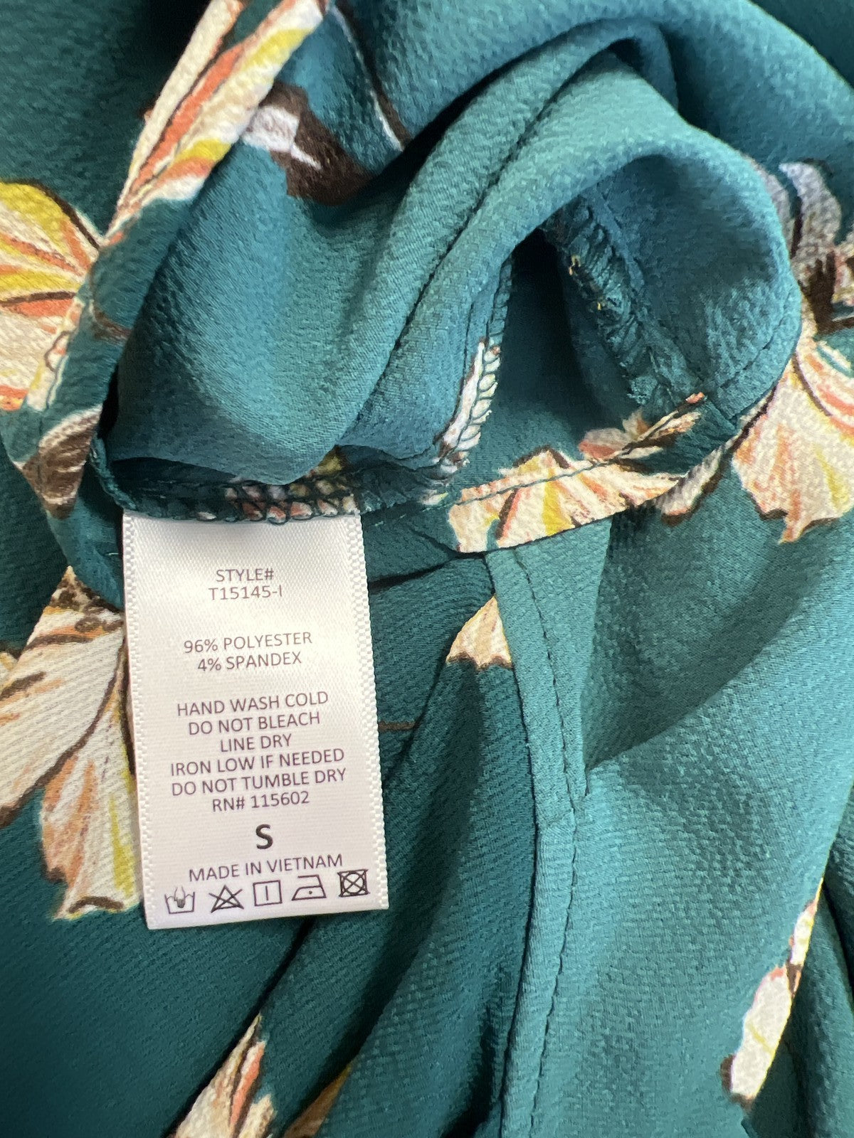 Lush Women’s Blue Teal Floral Long Sleeve Blouse - S