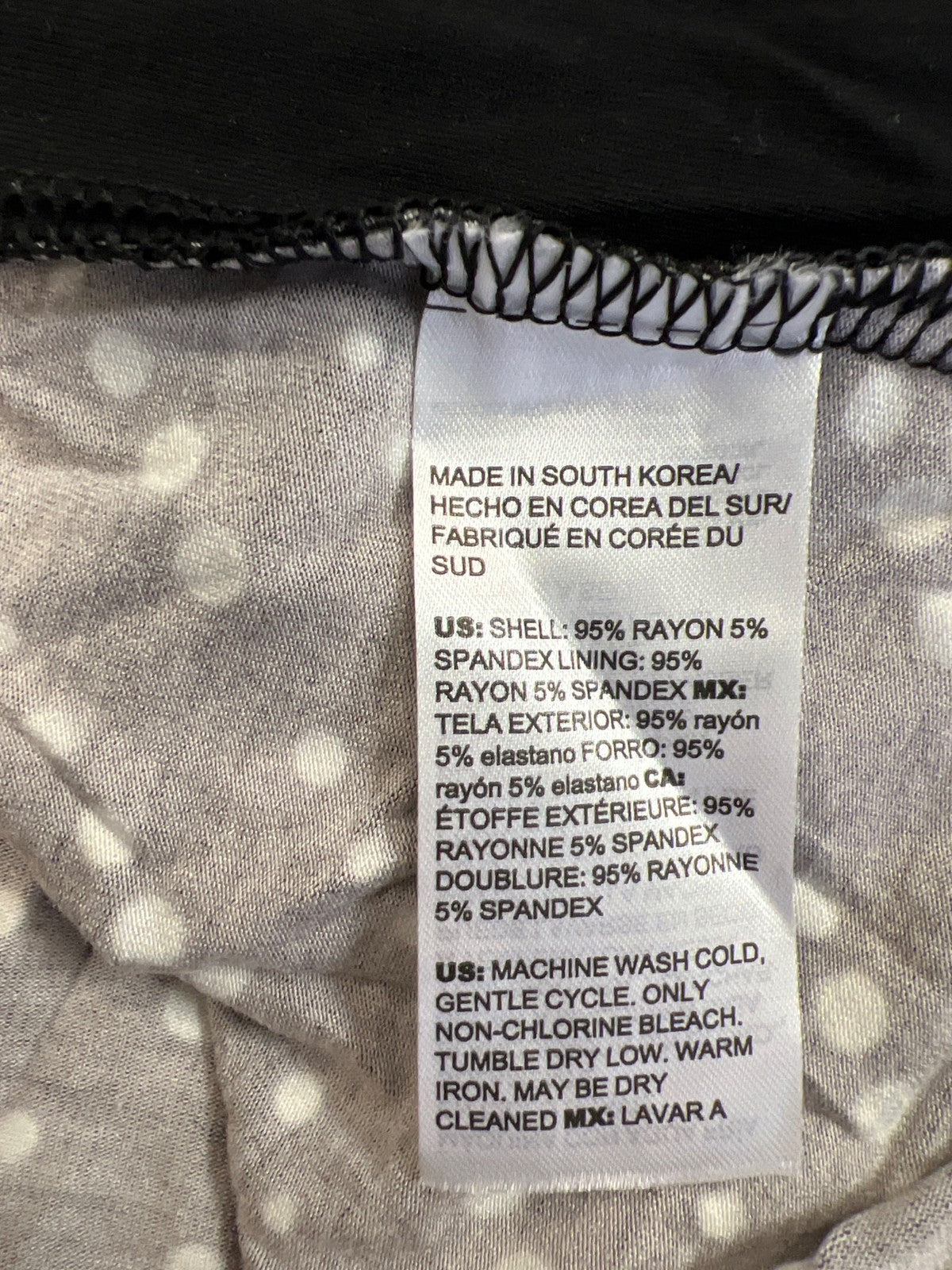 Chico’s Women’s Black/White Polka Dot 3/4 Sleeve V-Neck Shirt - 1/US M