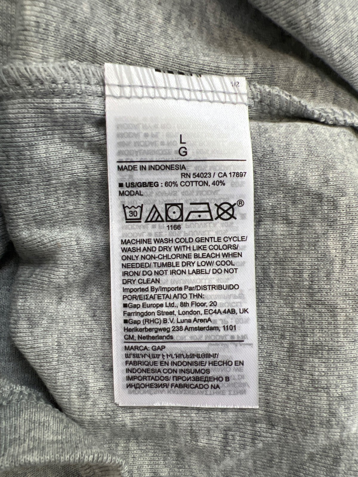 Gap Women’s Gray Favorite Long Sleeve V-Neck T-Shirt - L