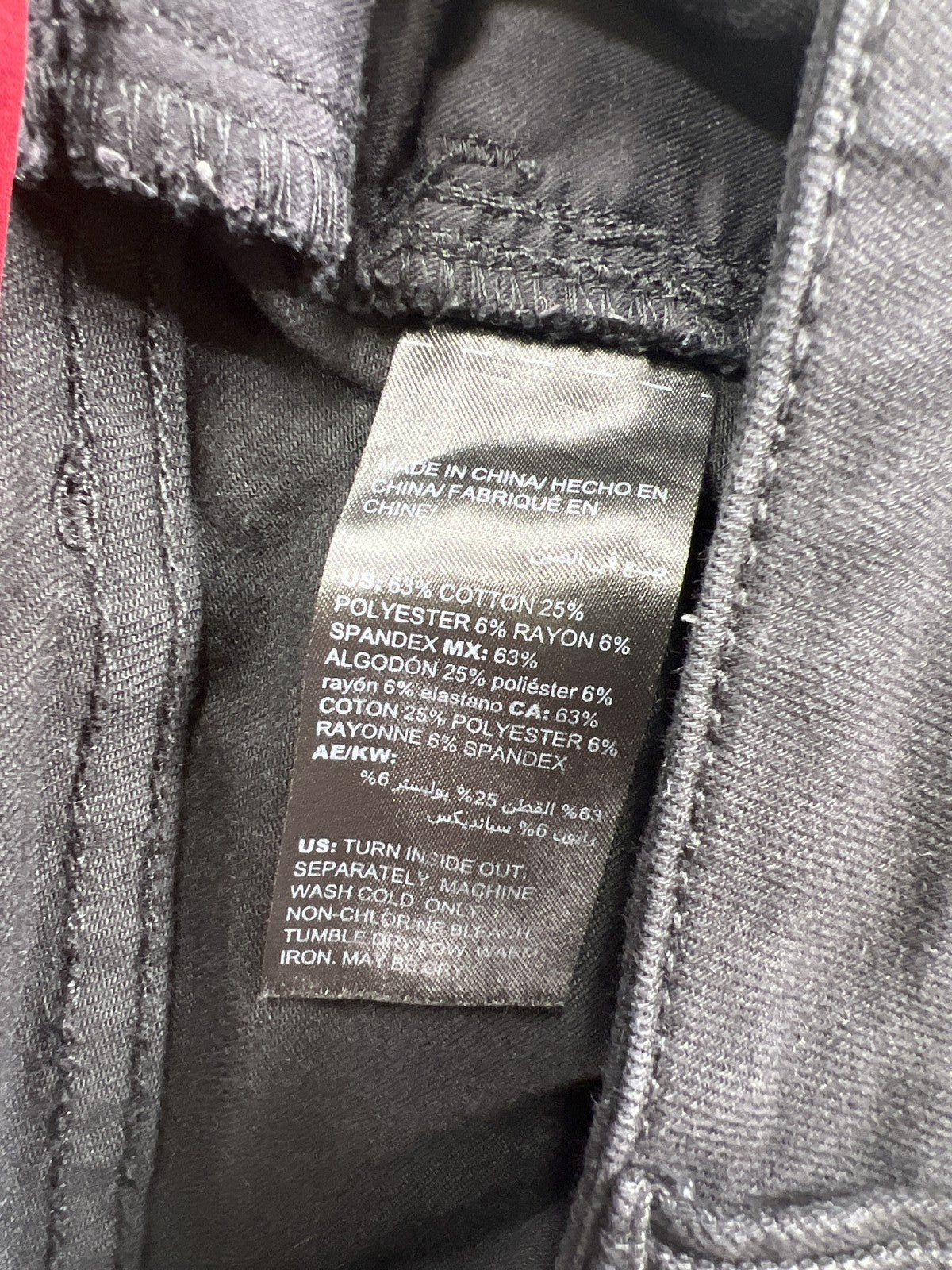 White House Black Market Women’s Black Straight Crop Denim Jeans - 00