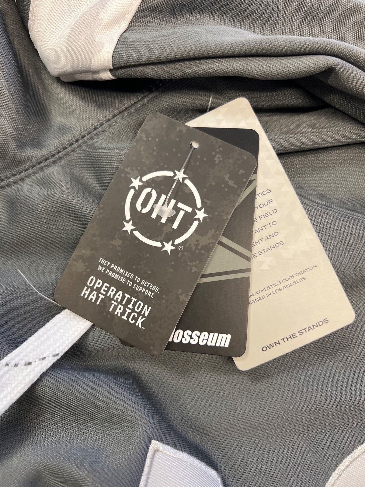 Colosseum Men’s Gray Michigan State Support The Troops Pullover Sweatshirt - L