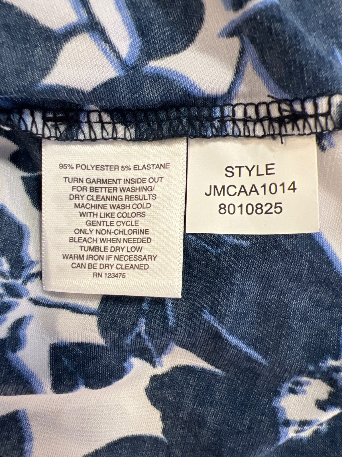 Jones New York Women’s Blue/White Sleeveless Floral Blouse - XL