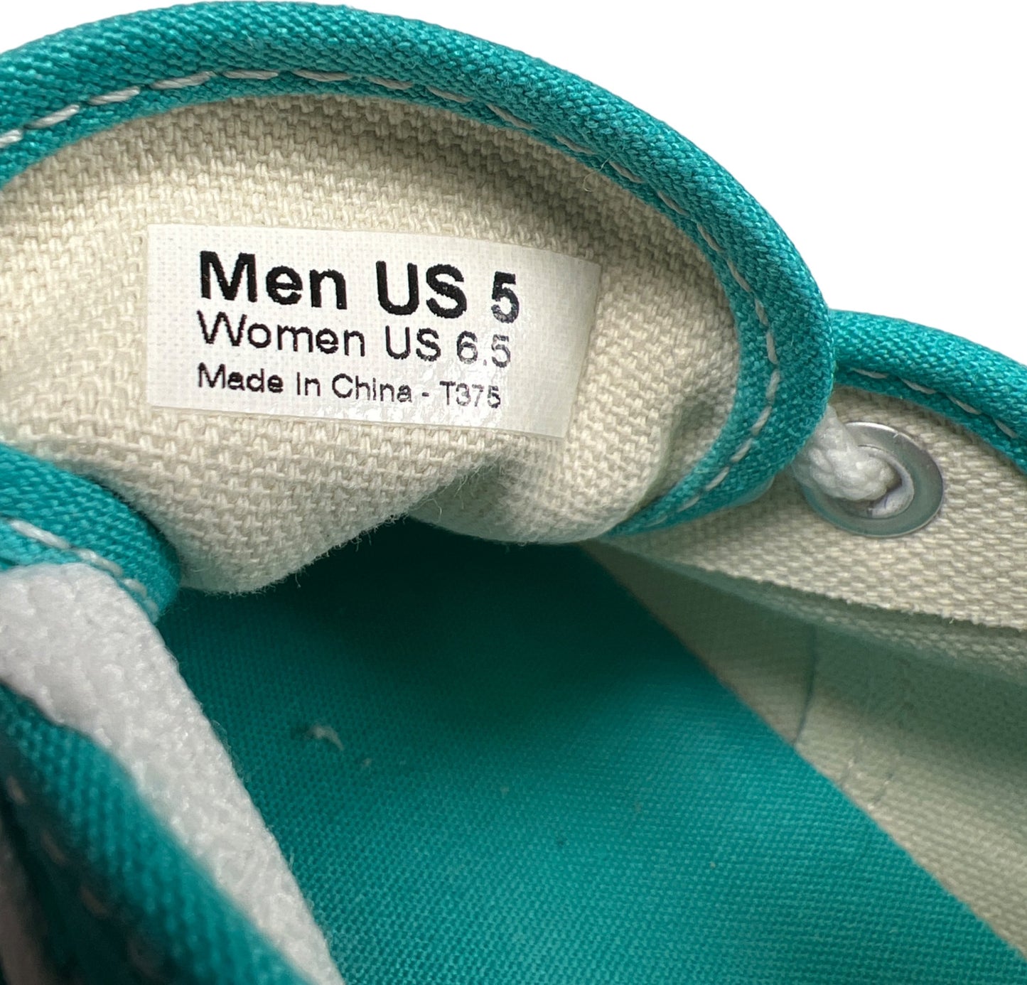 Vans Women’s Blue Low Top Canvas Lace Up Sneakers - 6.5