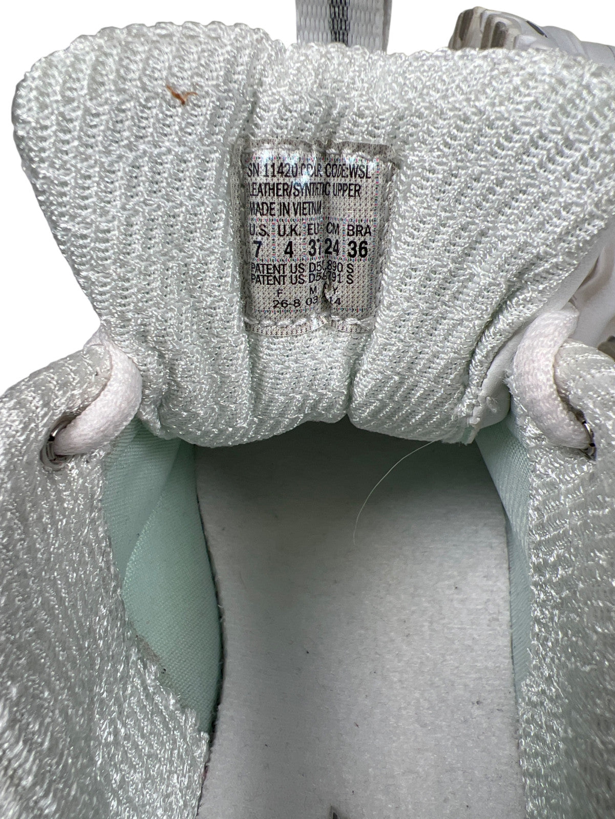 Skechers Women’s White D’Lites Leather Lace Up Walking Sneakers - 7