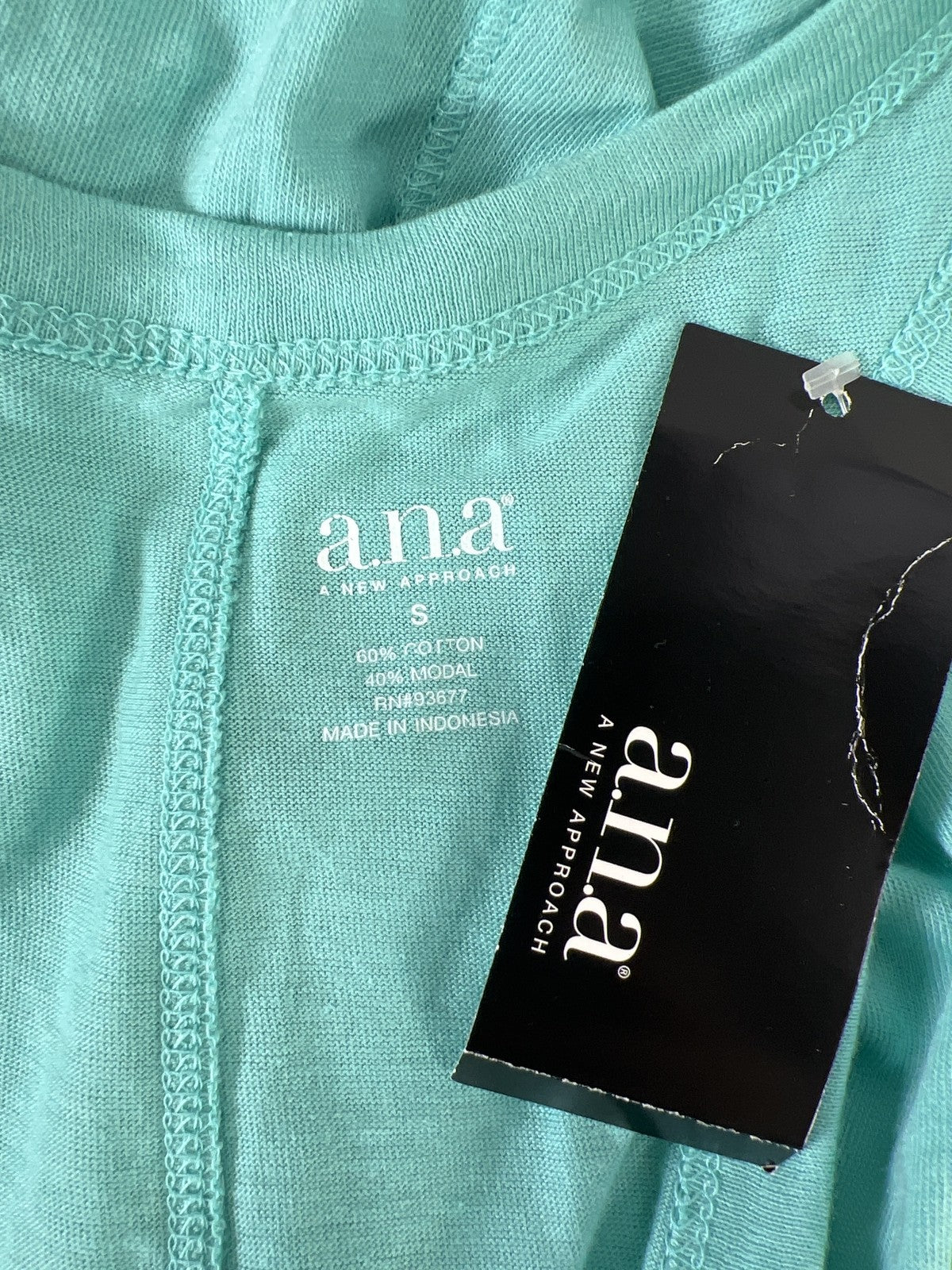 NEW ANA Women’s Blue Sleeveless Racerback Pocket Front Tank Top - S