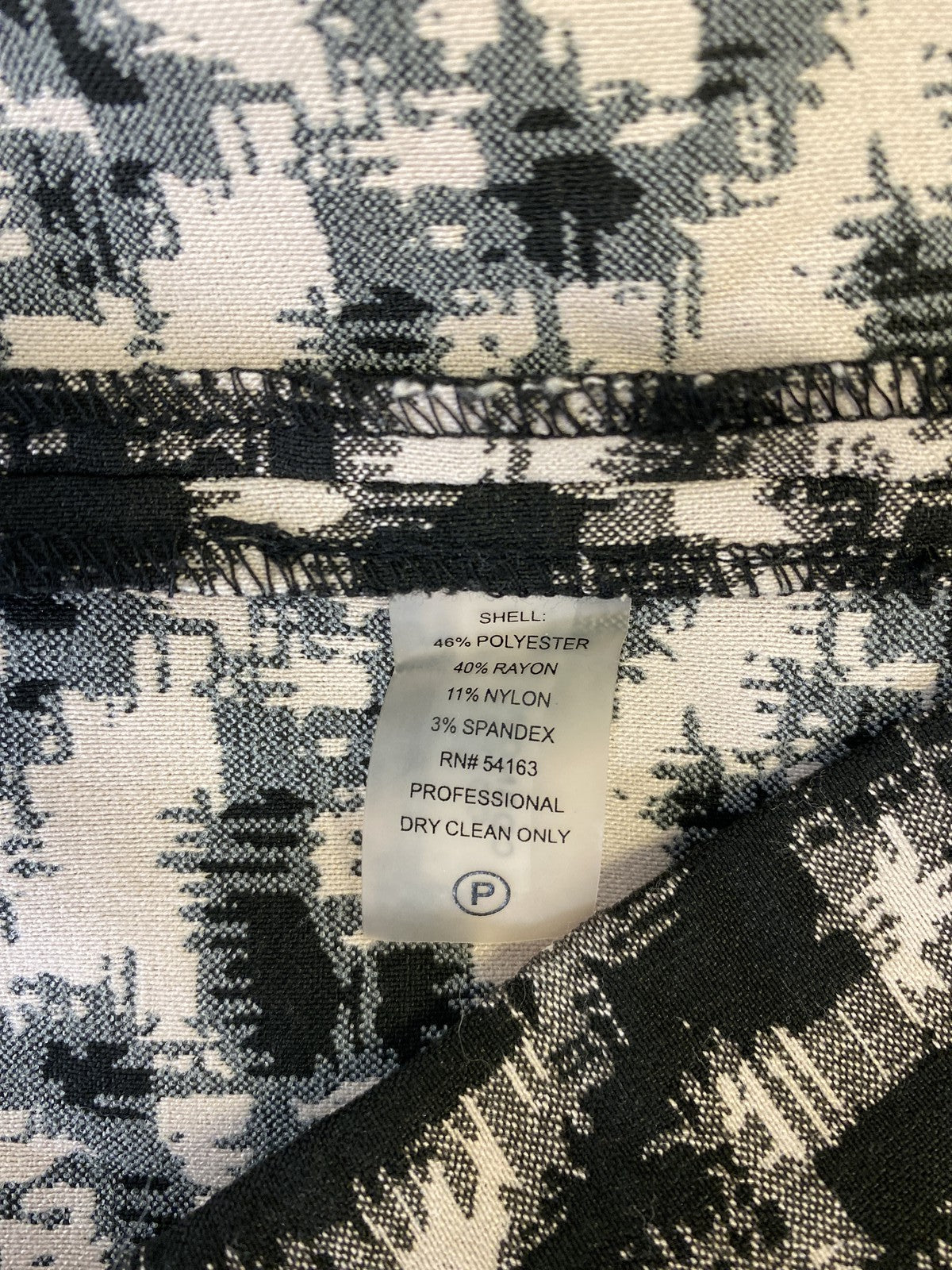 Calvin Klein Women’s Black/Pink Sleeveless Zip Back Sheath Dress - 8