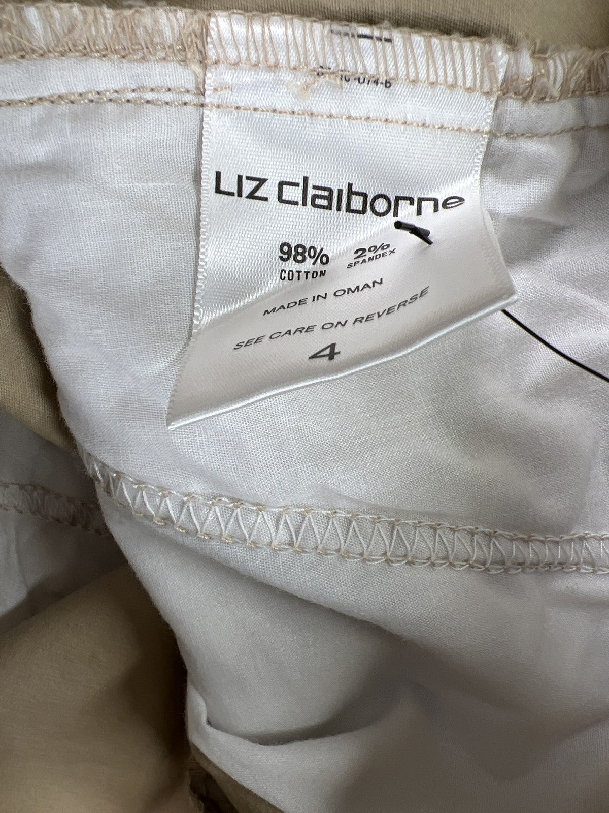 NEW Liz Claiborne Women’s Beige Classic Twill Bermuda Shorts - 4