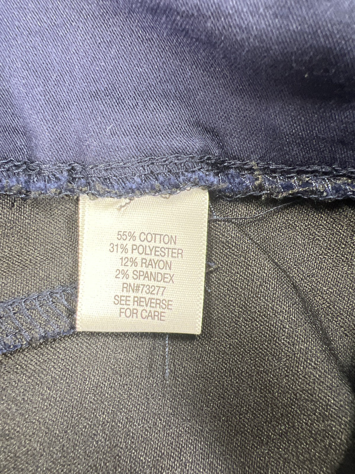 Croft and Barrow Women’s Navy Blue Stretch Capri Pull On Pants - 4