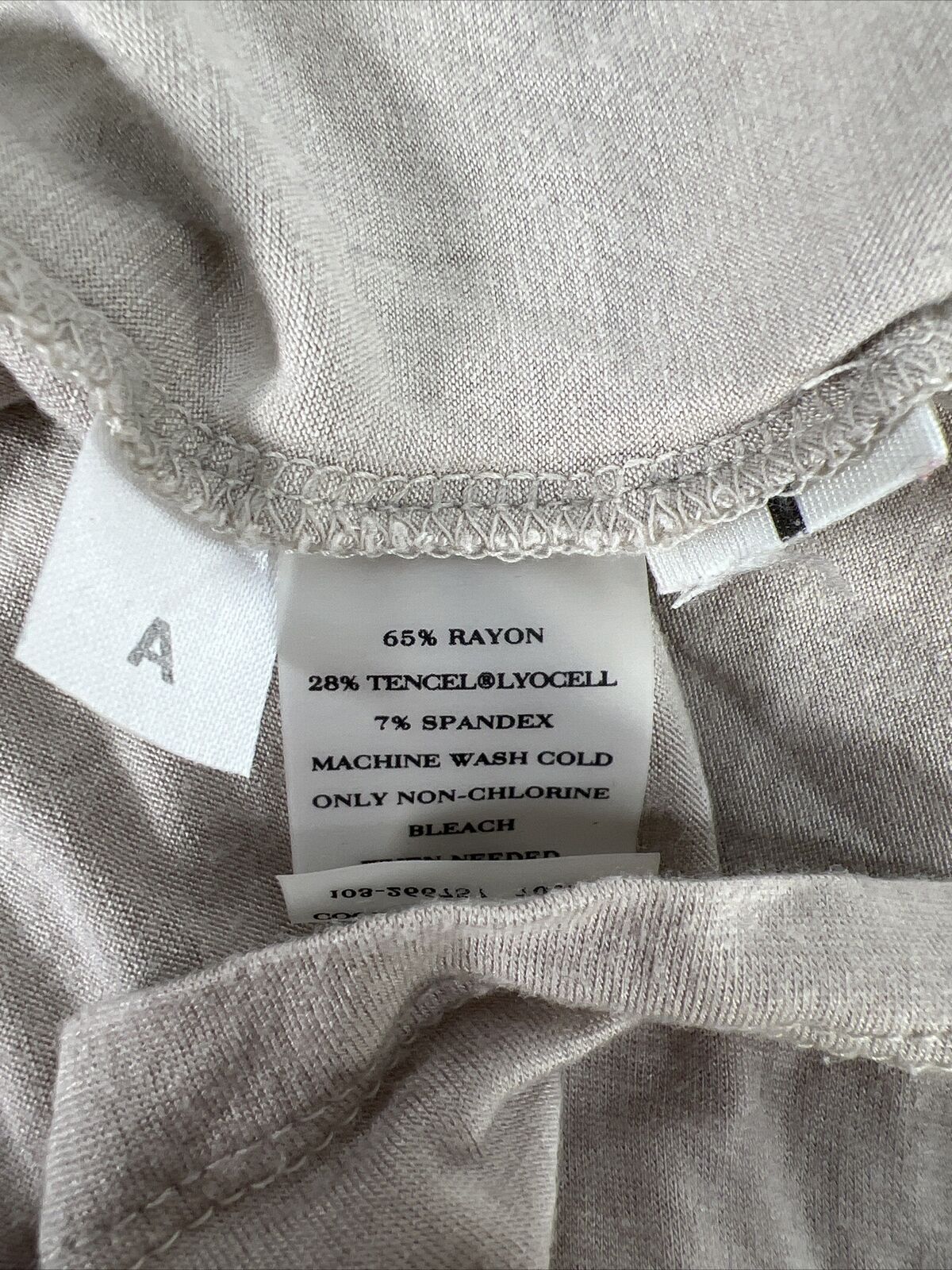 Ann Taylor Women's Gray Short Sleeve T-Shirt - S Petite