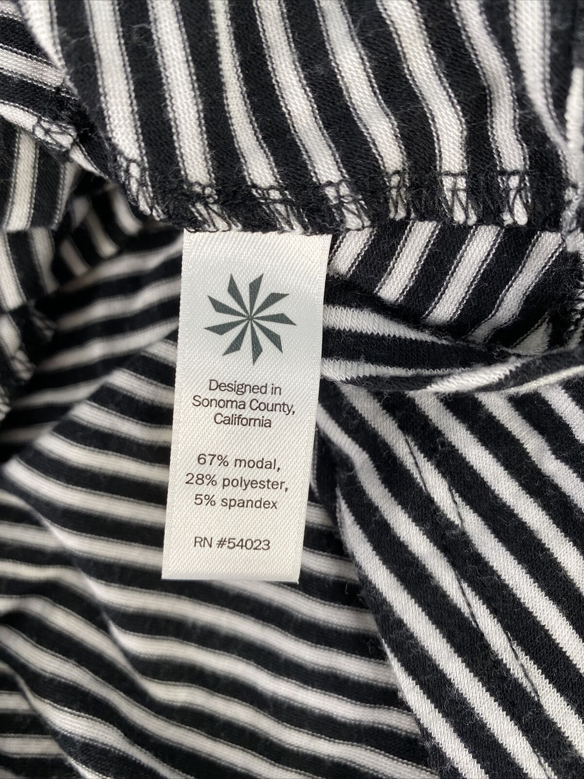 Athleta Women's Black/White Striped Crossroads High Neck Tank Top - XXS