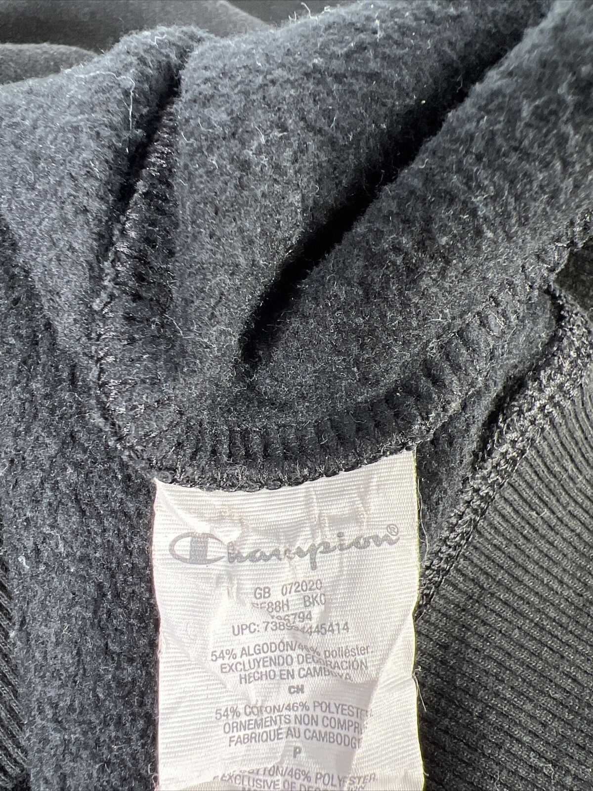 Champion Men's Black Graphic Crew Sweatshirt - S