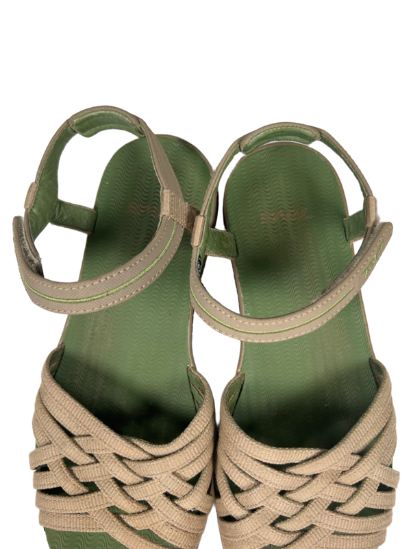 Teva Women's Tan/Green Haloa Strappy Slingback Walking Sandals - 7.5 image 3