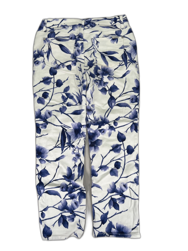 Chico's Women's Blue/White Floral So Slimming Girlfried Crop Pants - 17.77 image 2