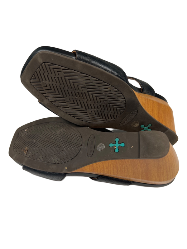 Baretraps Women's Black/Brown Yinifer Posture Plus Wedge Sandals - 8.5 image 8