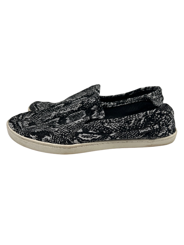 Sanuk Women's Black Snake Print Pair O Dice Slip On Loafers - 6 image 5