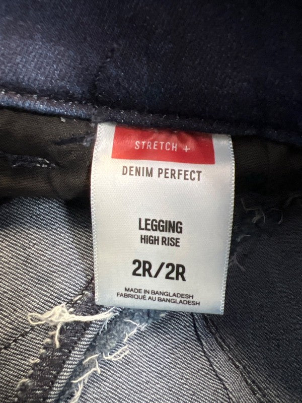 Express Women's Dark Wash High Rise Jegging Pants - 2 image 4