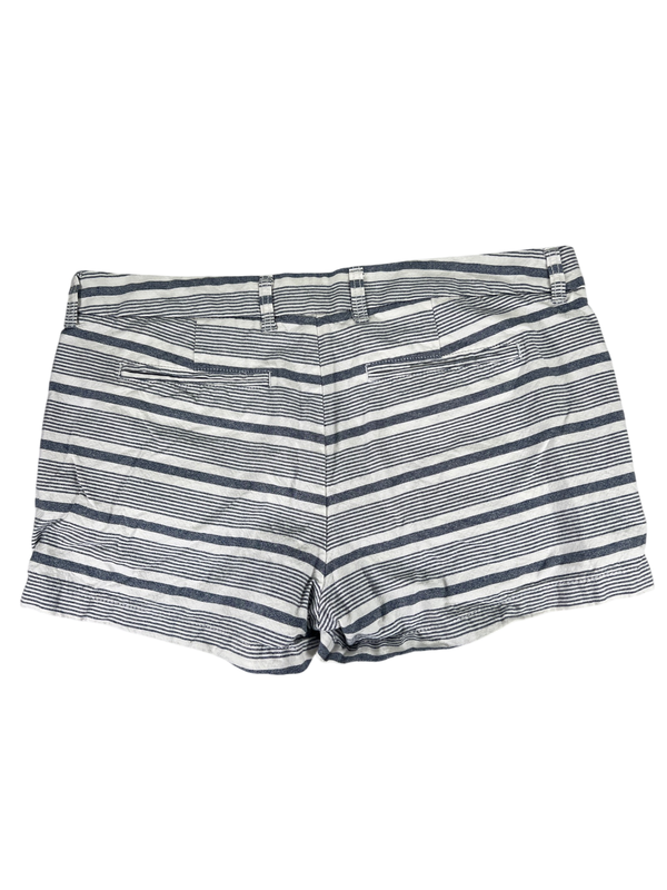 Gap Women's White/Blue Striped Girlfriend 3 in Khakis Shorts - 16/33 image 2