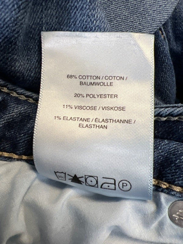 Silver Women's Medium Wash Elyse Capri Jeans - 16W image 4