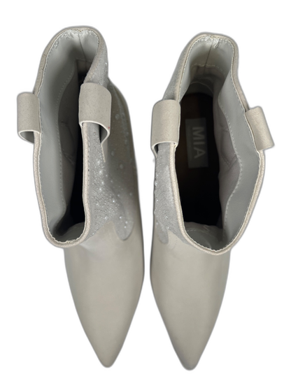 MIA Women's White/Cream Pearl Studded Ankle Western Boots - 7.5 image 3