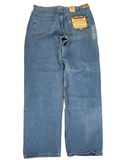 Kirkland Signature Men's Medium Wash Relaxed Fit Denim Jeans - 38x34 image 2