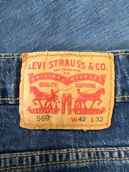 Levi's Men's Medium Wash 569 Loose Straight Fit Denim Jeans - 42x32 image 3
