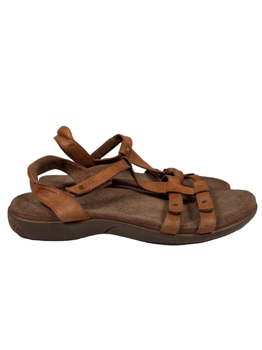 Taos Women's Brown Leather Trophy 2 Strappy Sandals - 9