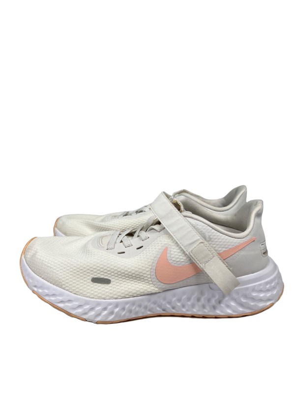 Nike Women's White/Coral Revolution 5 Flyease Running Shoes - 9 image 5