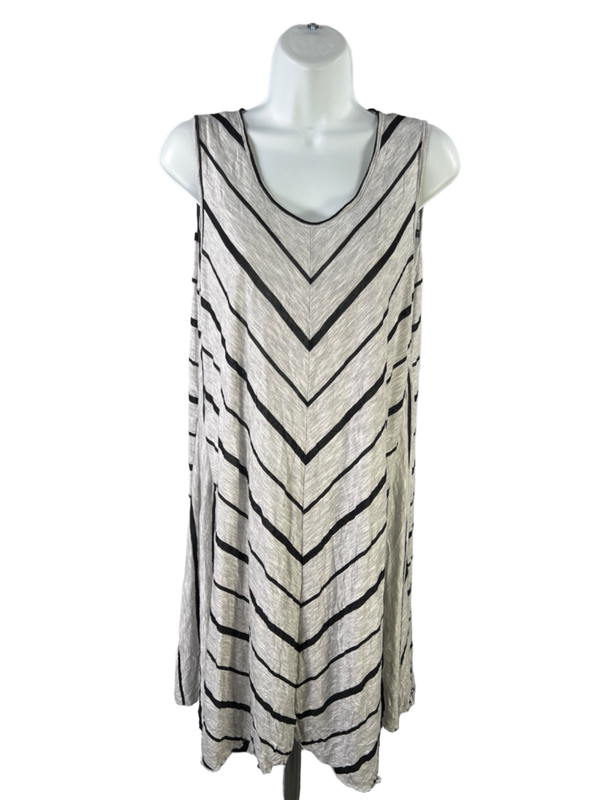 Comfy USA Women's Gray Striped Sleeveless Coverup Dress - L