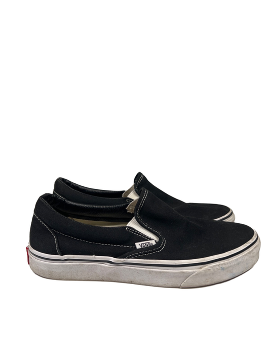 Vans Women's Black/White Classic Slip On Skating Shoes - 8.5