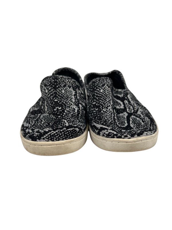 Sanuk Women's Black Snake Print Pair O Dice Slip On Loafers - 6 image 2