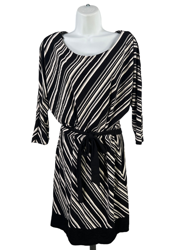 White House Black Market Women's Black/White 3/4 Sleeve Shirt - S