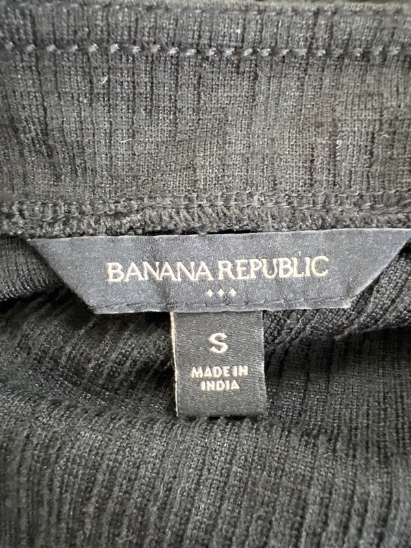 Banana Republic Women's Black Long Sleeve V-Neck Blouse- S image 3