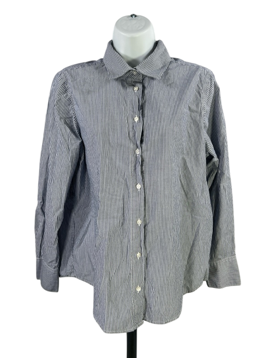 Banana Republic Women's Blue Striped Long Sleeve Button Up Shirt - M