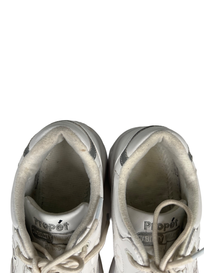 Propet Women's White Stability Walker Lace Up Comfort Walking Shoes - 11 image 3