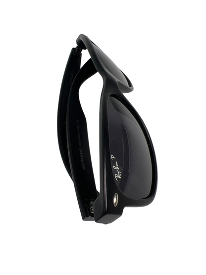 Ray-Ban Unisex Black Polarized Wayfarer Sunglasses W/ Hard Case image 4