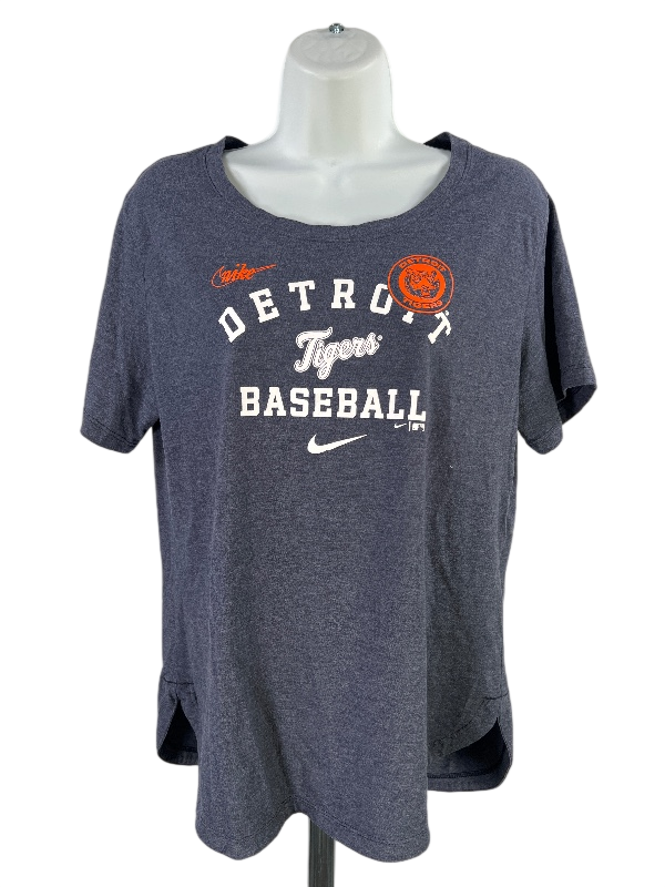 Nike Women's Blue MLB Detroit Tigers Short Sleeve T-Shirt - L