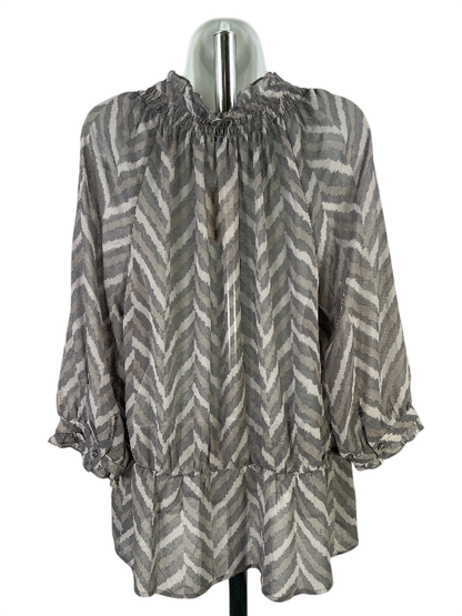Banana Republic Women's Gray Semi-Sheer 3/4 Sleeve Blouse - XL image 2